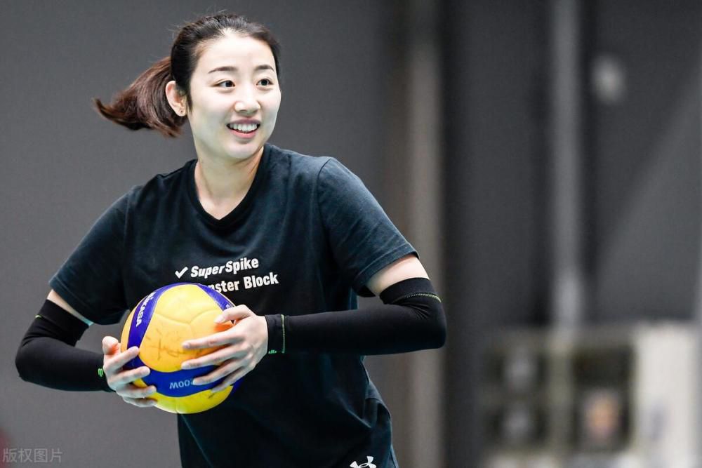 激情五月婷婷基地